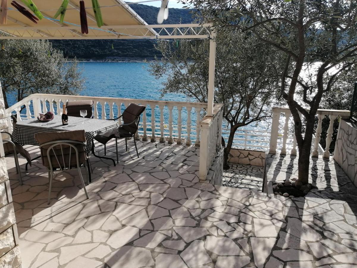 נאום Apartmani Villa Anita מראה חיצוני תמונה