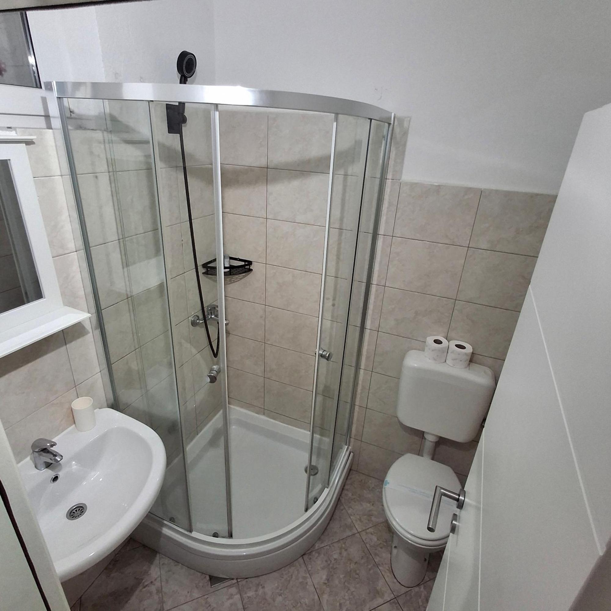 נאום Apartmani Villa Anita מראה חיצוני תמונה