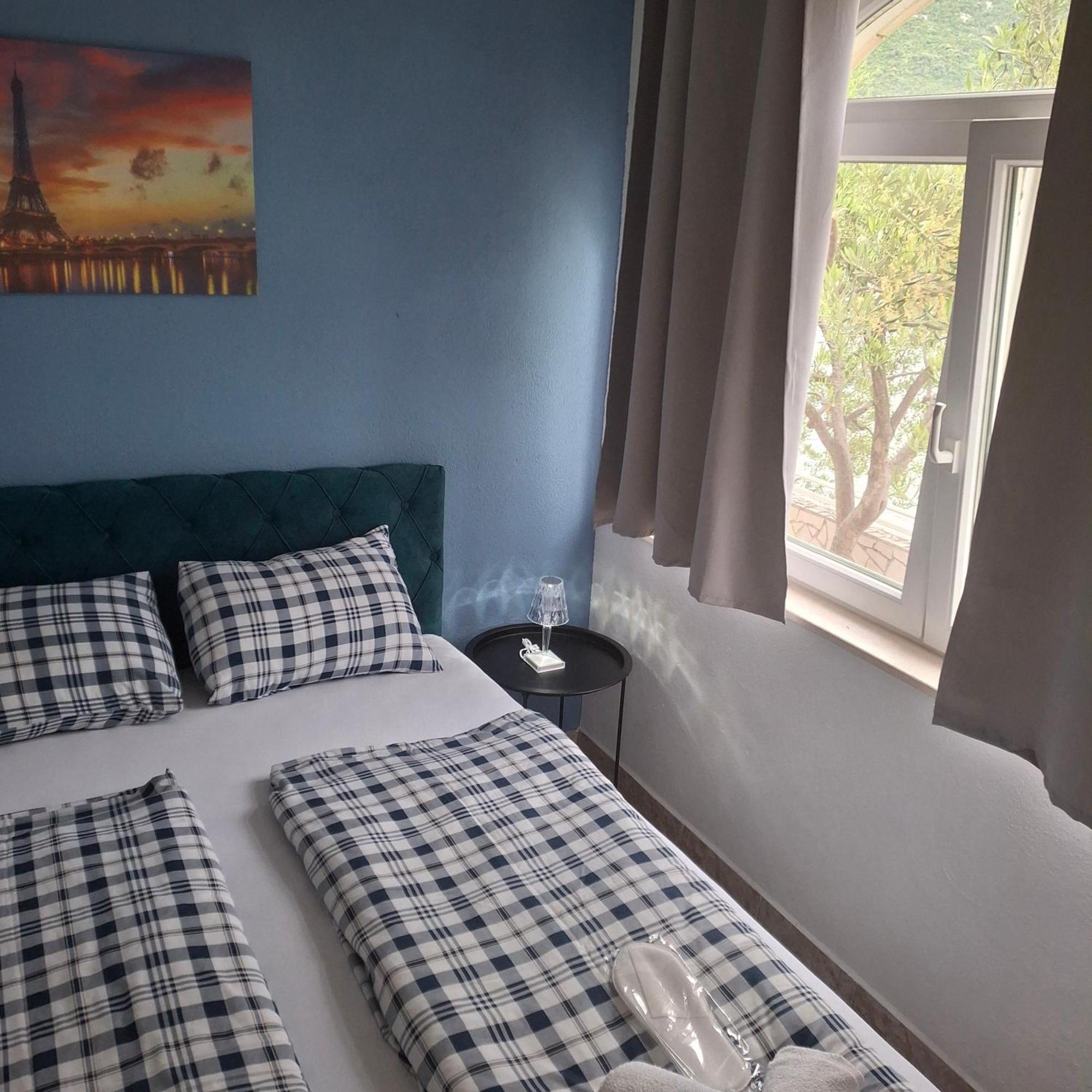 נאום Apartmani Villa Anita מראה חיצוני תמונה