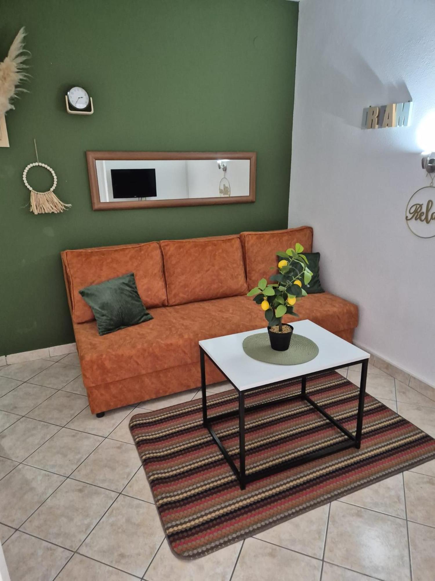 נאום Apartmani Villa Anita מראה חיצוני תמונה